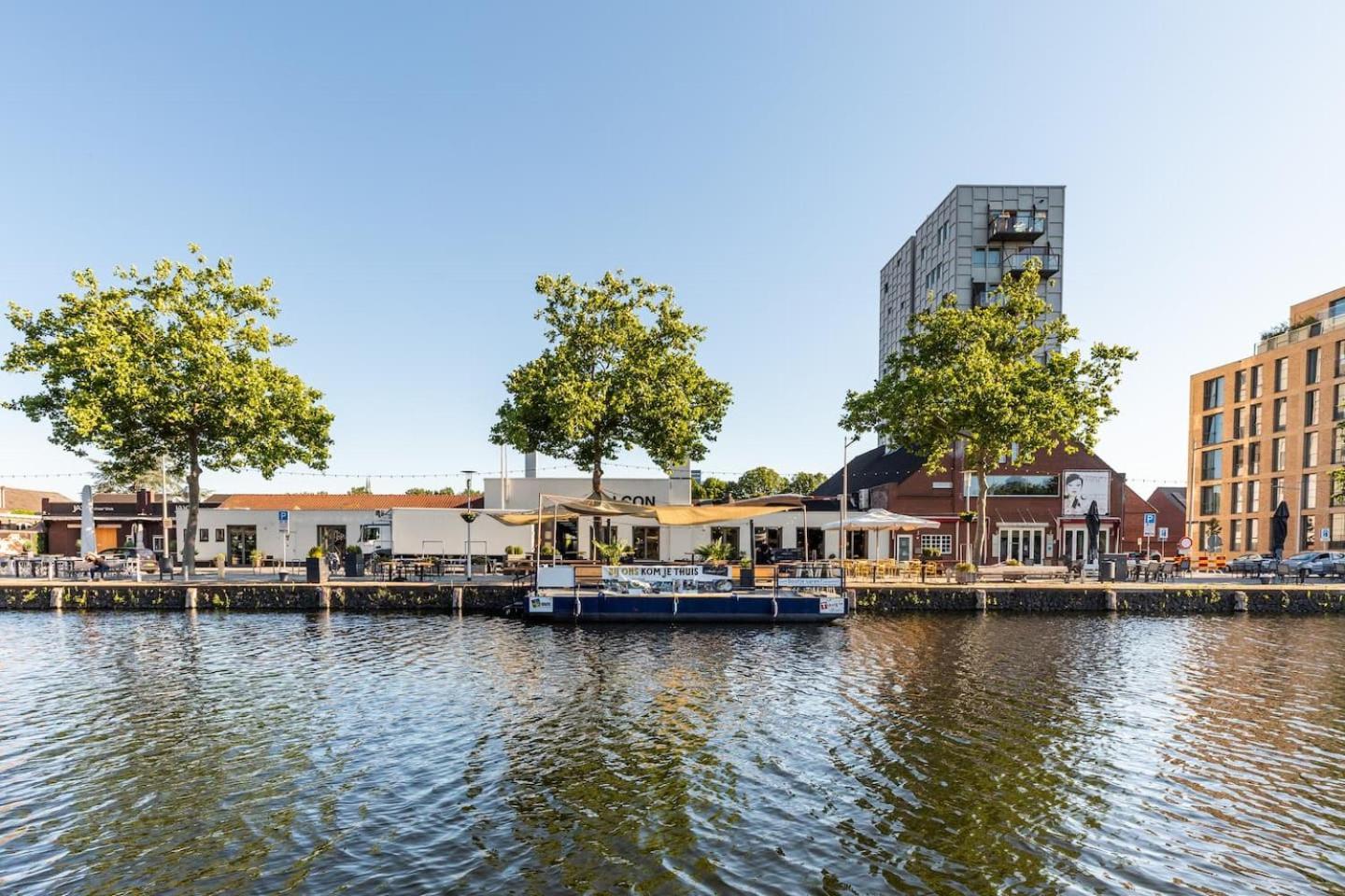 Petite Room With Wifi, Ac, And Shared Kitchen Tilburg Exterior photo