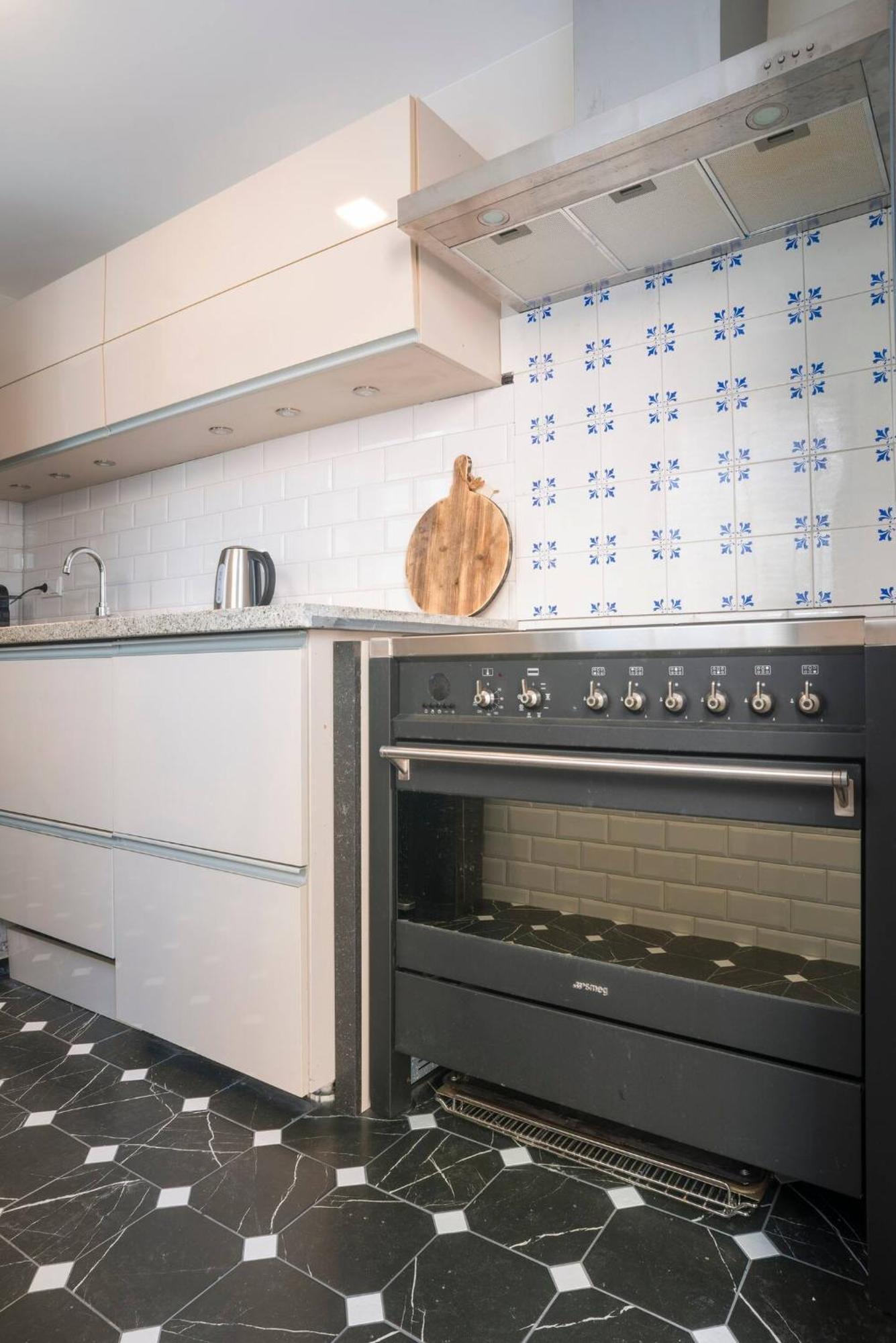 Petite Room With Wifi, Ac, And Shared Kitchen Tilburg Exterior photo