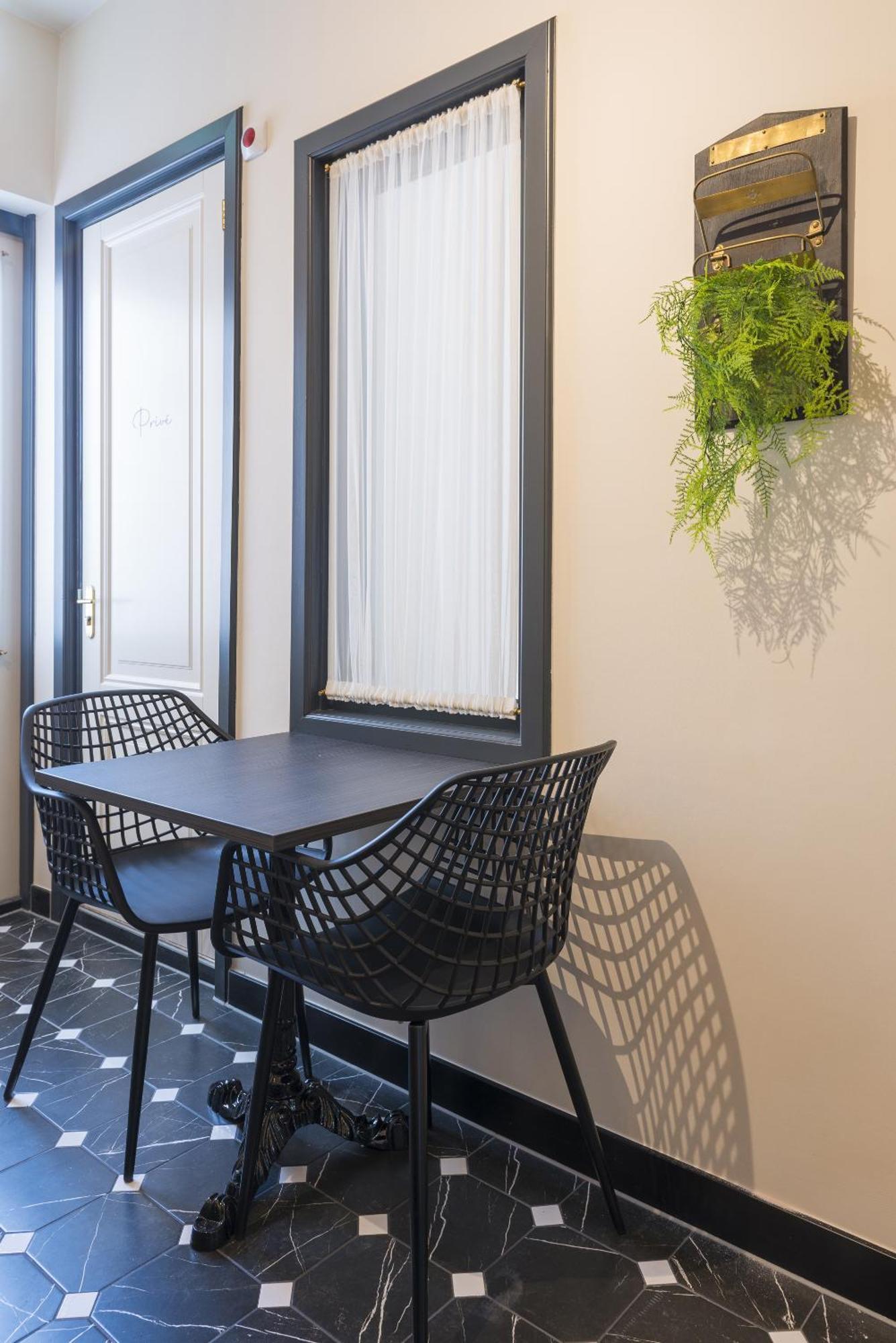Petite Room With Wifi, Ac, And Shared Kitchen Tilburg Exterior photo