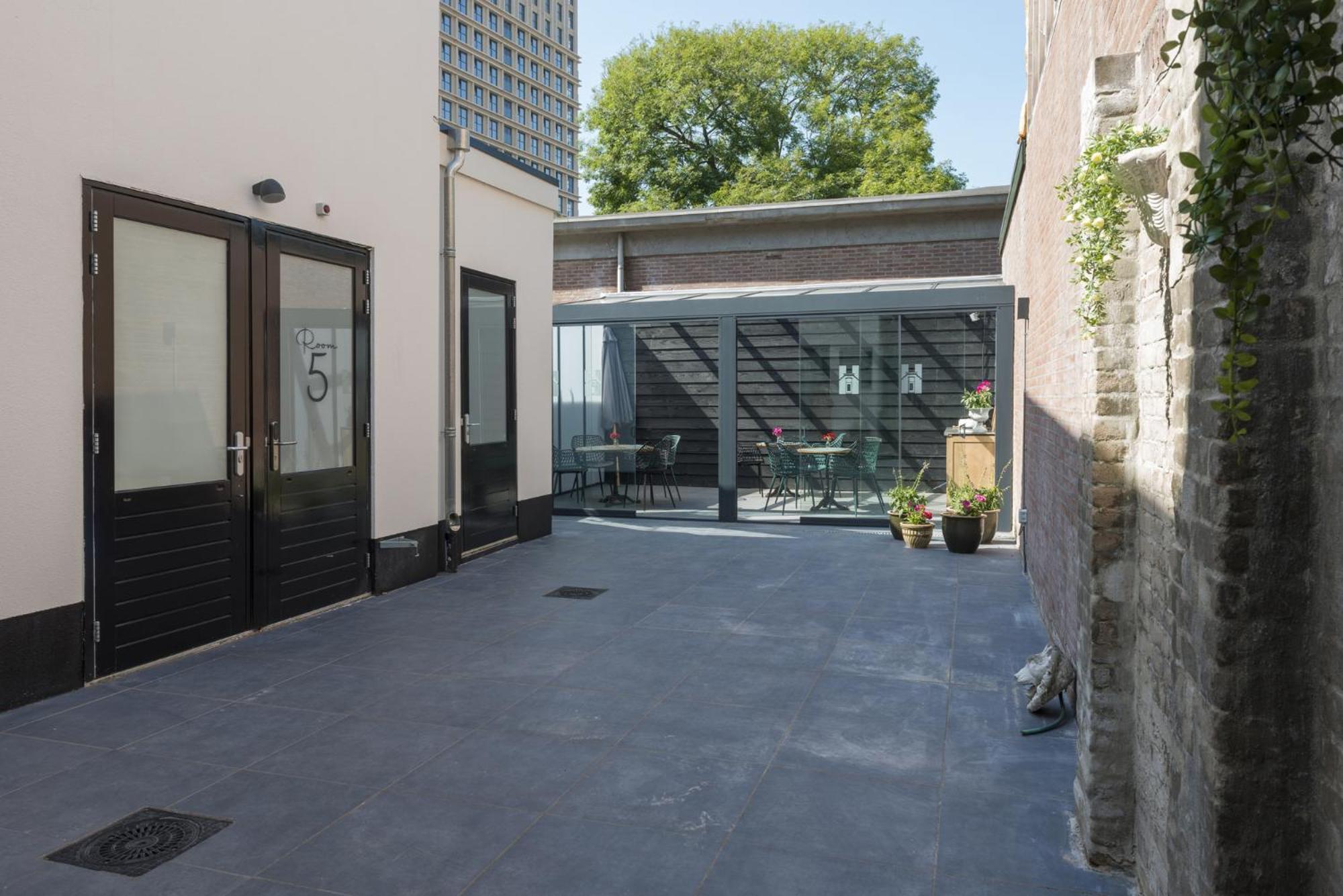 Petite Room With Wifi, Ac, And Shared Kitchen Tilburg Exterior photo
